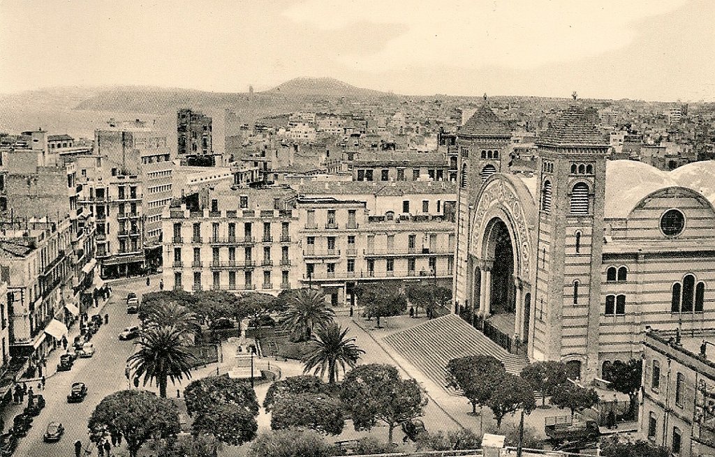 450-la Cathedrale et la ville.jpg